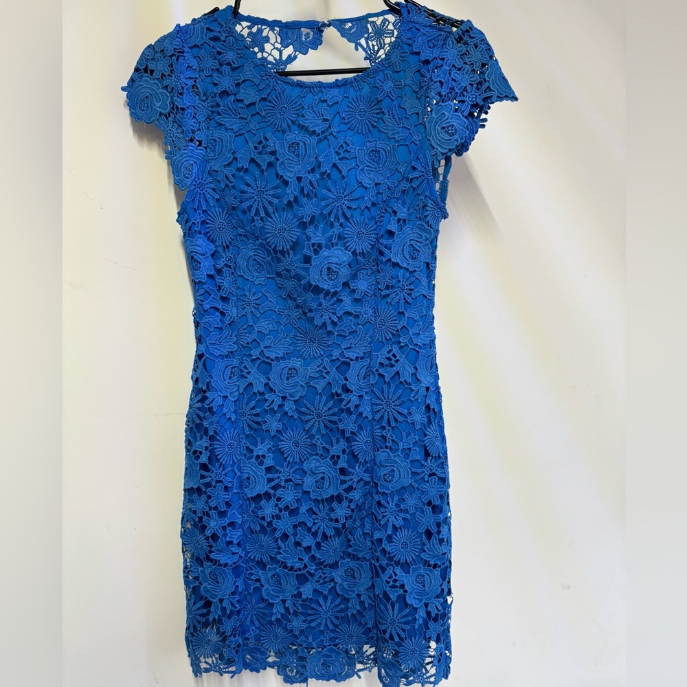 NEW WITH TAGS - LULU’S MINI COCKTAIL DRESS - SIZE M